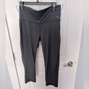 Toned Sz L NWOT capri
